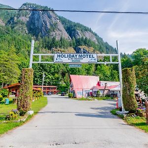 Holiday Motel & Rv Resort
